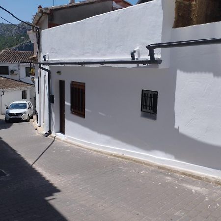 Apartamento Muy Centrico La Plaza Chulilla Exterior foto